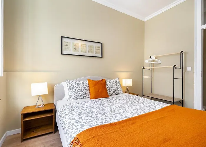 Whome Urban Comfort: 1-br Near Airport&train Station Apartman Lisboa